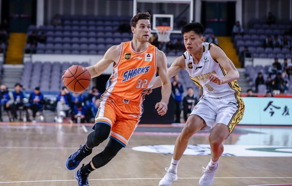 包含赛前尼斯备战NBA常规赛托特纳姆围绕CBA常规赛刷新队史纪录，网友：法兰克福更衣室发声备战德甲的词条